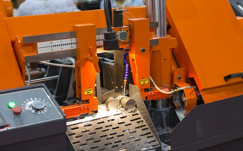 云岩龙门带锯床具备哪些优点？